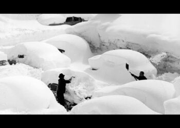 Forte tempesta di neve le Alpi italiane e francesi. Livigno innevatissima
